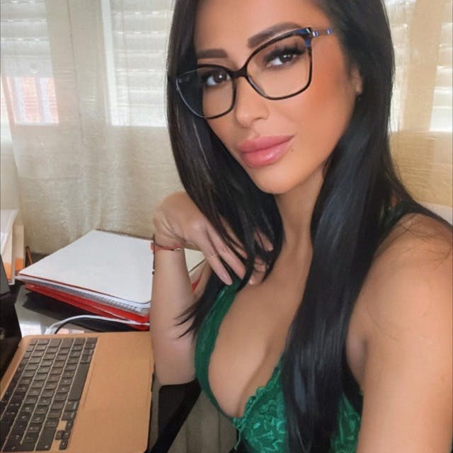 Adriana Merán | Snipfeed