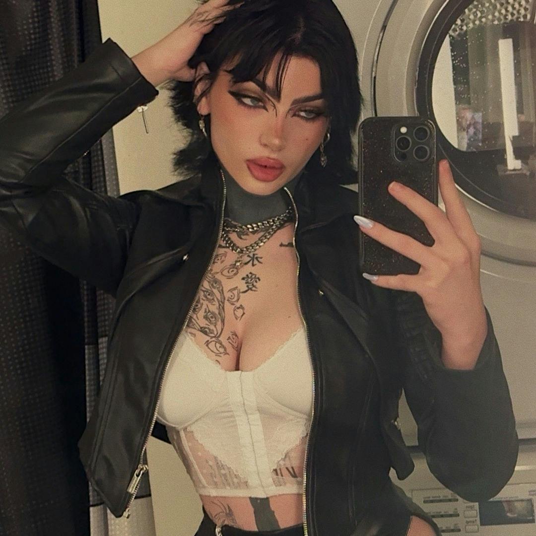 Planoly Creator Store | comeovwhenursober