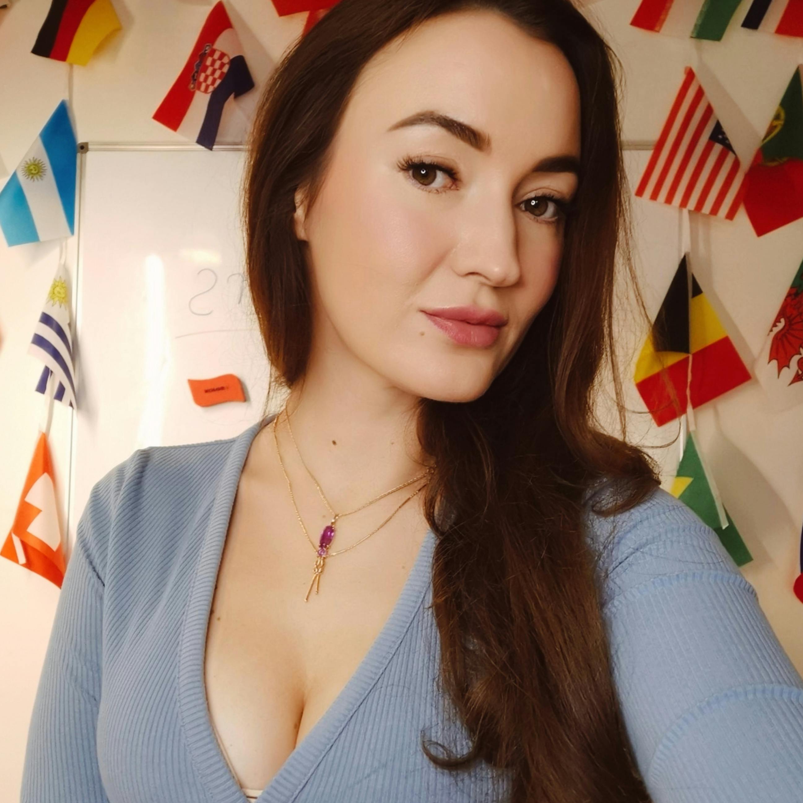 Elly Clutch'S Exclusive Content: Onlyfans & Telegram - xs7p9ca